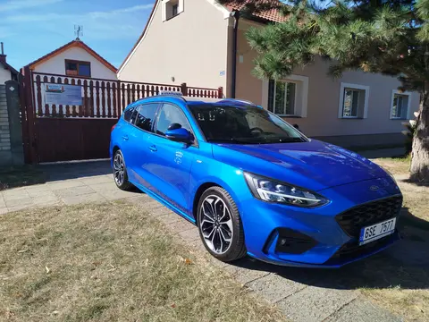 Ford Focus ST Line – výcvikové vozidlo Autoškoly Noháček