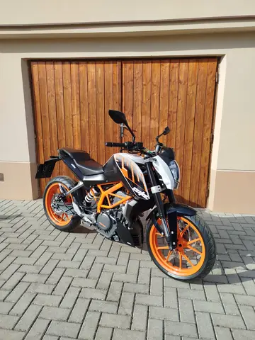 KTM Duke 390 – výcvikové vozidlo Autoškoly Noháček