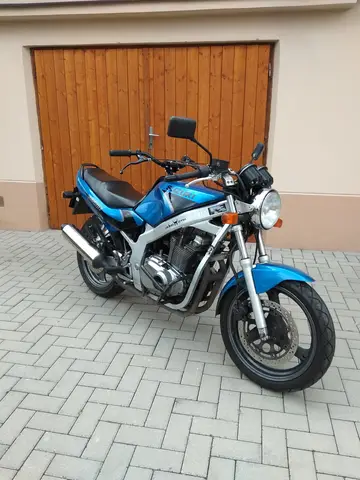 Suzuki GS 500 – výcvikové vozidlo Autoškoly Noháček